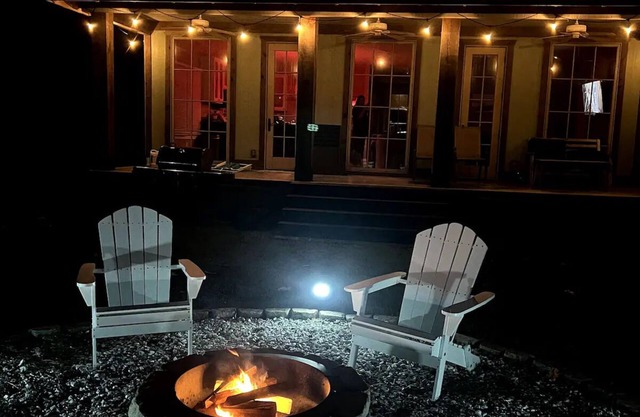 Charming cottage on the Bay! Minutes from Dauphin Island!