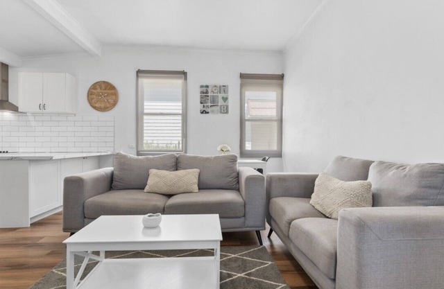 Charming Cottage-Stylish Haven!