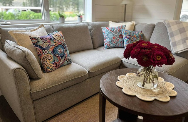 Charming Country Hideaway – The Paisley Guest House