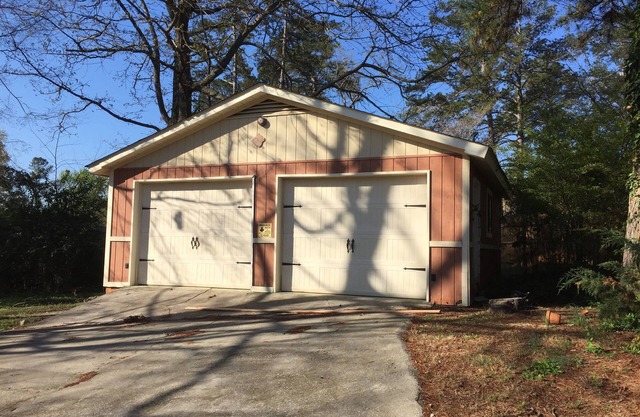 Charming farmhouse decor! 10 minute to Augusta National