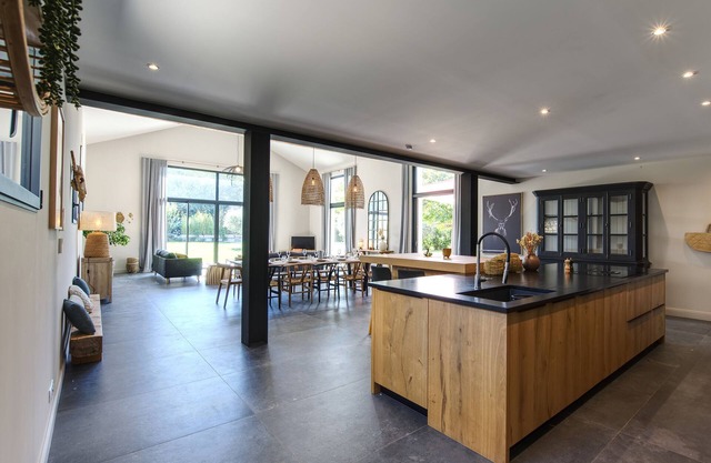 Charming Houses 1639