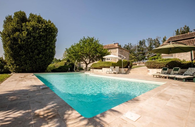 Charming gîte with pool and park garden