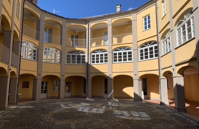 Charming historic home, to experience the enchantment of Saluzzo and the Alps of Monviso