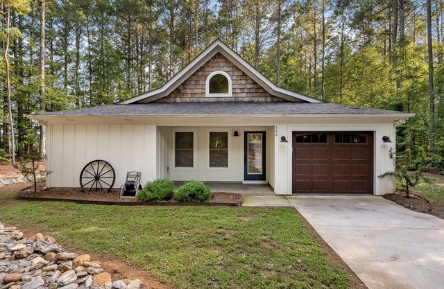 Charming home near Clemson, SC!