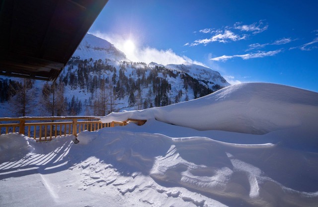 Charming Mountain Chalet (Ski-in/Ski-out) with wonderful terrace in Obertauern