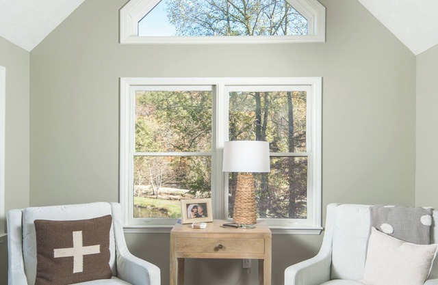 Charming Mountain Retreat, Stocked Pond, Firepit, Hot Tub, Pet Friendly