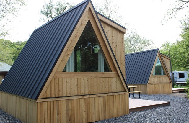 Charming one bedroom cottage.