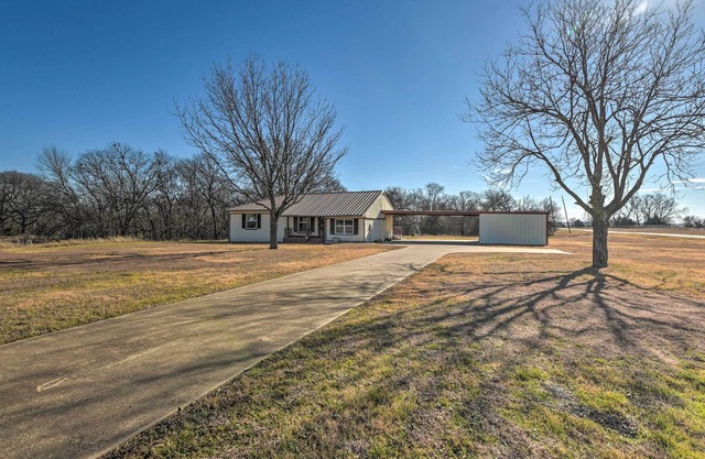 Charming Palmer Family Home on 5 Acres!