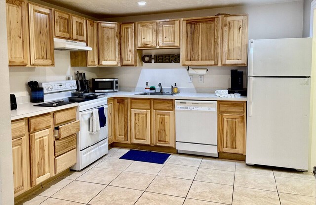 Charming Provo Home close to BYU and Utah Lake