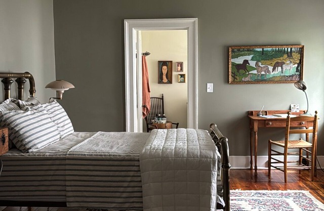 Charming Retreat with Vintage Vibes - Steps to the Erie Canal