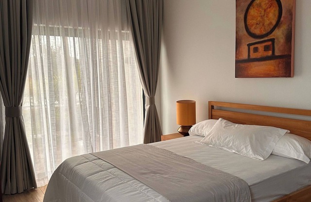 Charming studio in delightful Golf Estate of Avalon with WiFi, AC
