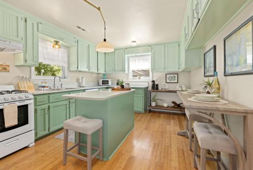 Chase House at Low-Key Croft - Hot-tub - Firepit