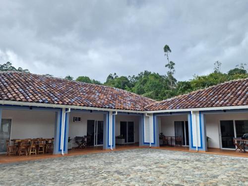 chez yannick Hospedaje Los Amigos