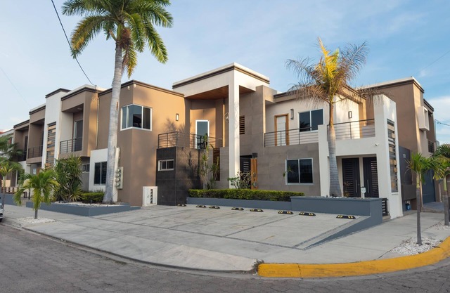 Chic 3 BR Condo with Mexican Flair in Golden Zone