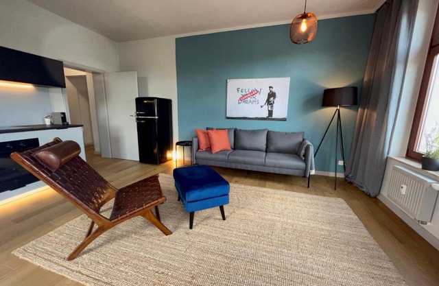 chic and calm with balcony in gorgeous kassberg