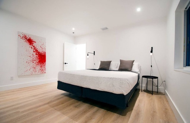 Chic apartment beside canal and near beach