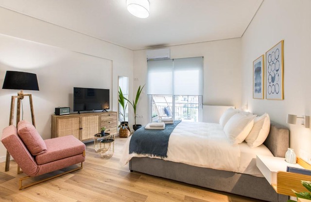 Chic & Comfort Homes in Central Volos # 3