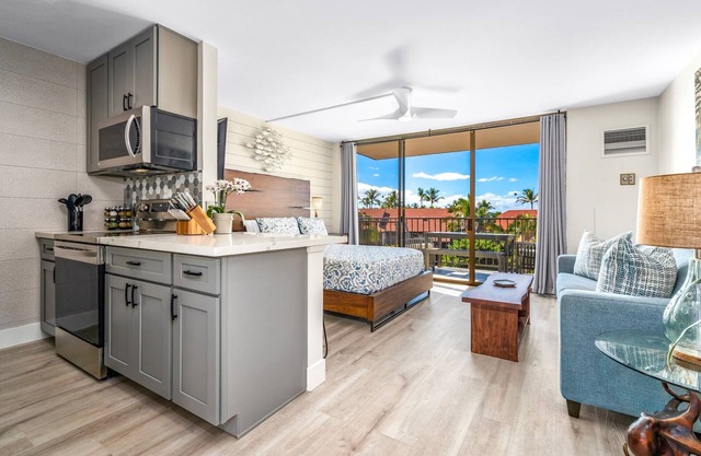 Chic & Elegant Oceanfront Vistas