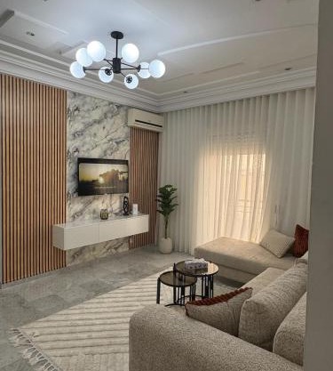 Chic & Modern Apartment with Underground Parking