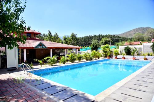 Chirooss Homestays And Resorts