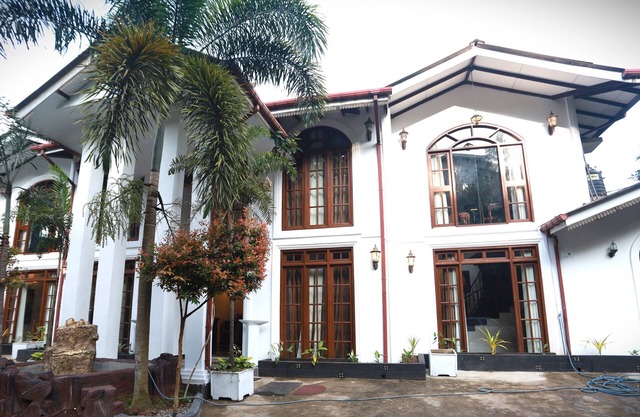 Cinnamon Crest Resort & Ayurveda Spa