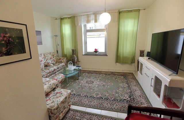 City apartment 2 - Located right next to the pedestrian zone and Brühl Palace Park