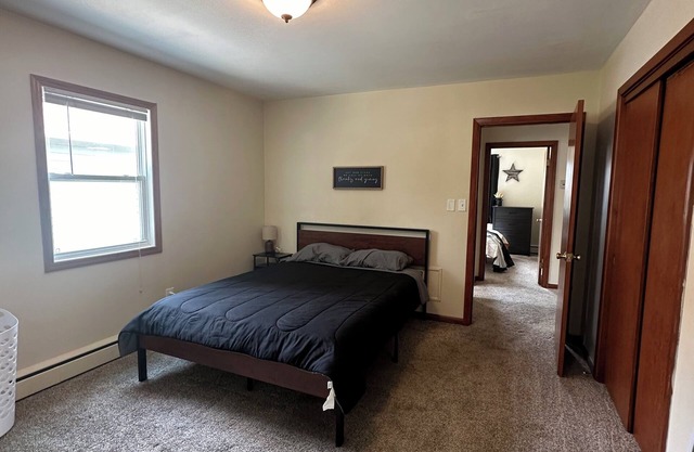 Clean & Cozy Spacious Apartment