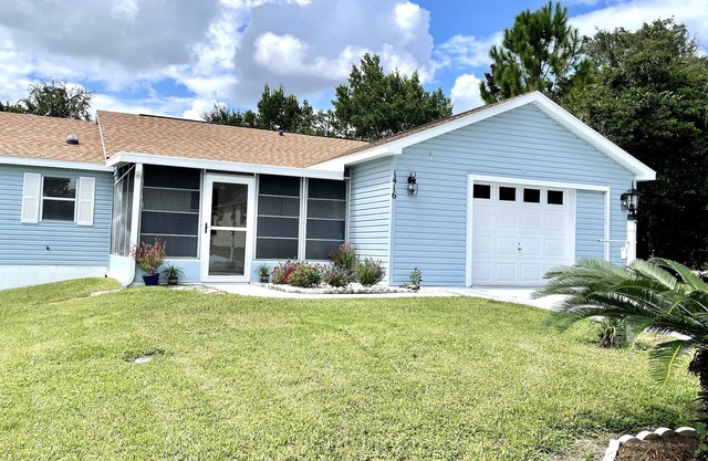 Clean Home in The Villages-Walking distance to Orange Blossom Hills Country Club
