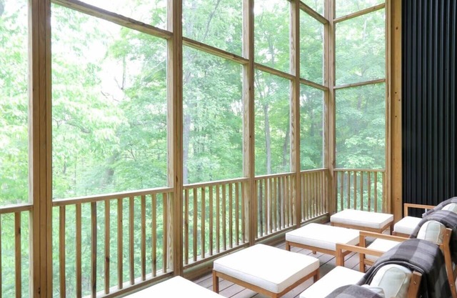 Clementine Creekhouse Retreat in Hankins