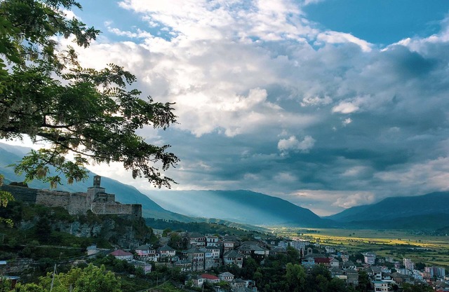Clockwise Gjirokaster