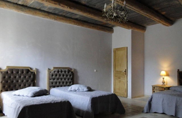 Clos saint joseph the courtyard for 8 people