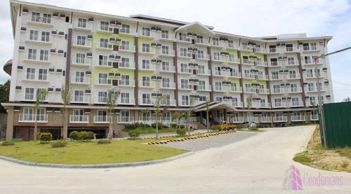 Closest Studio with Balcony from Cebu Airport