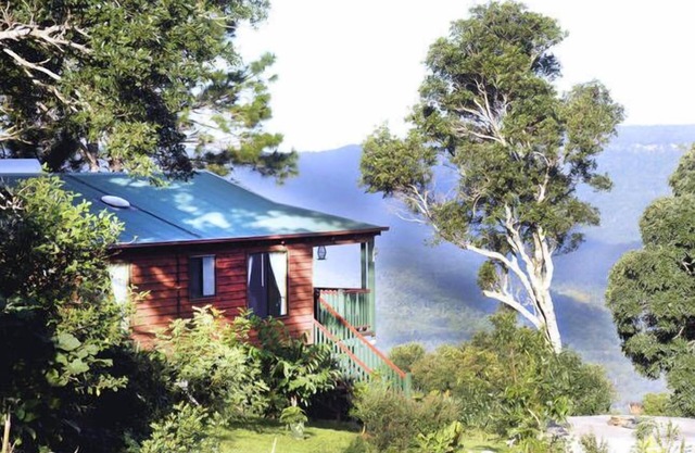 Clouds on Beechmont - Chalet