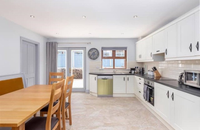 Clover House Dingle: Holiday Home