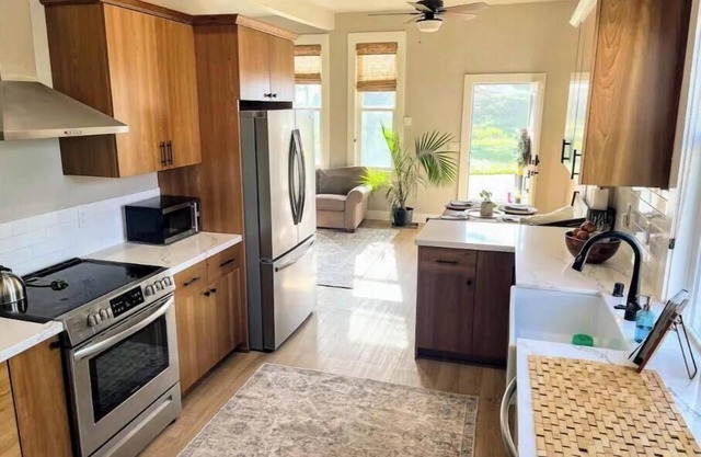 Coastal Charm with Hot Tub