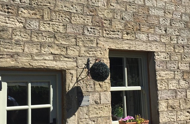 Cobble Cottage, 1 Cottage, Barnoldswick, Nr Skipton, Yorkshire, England