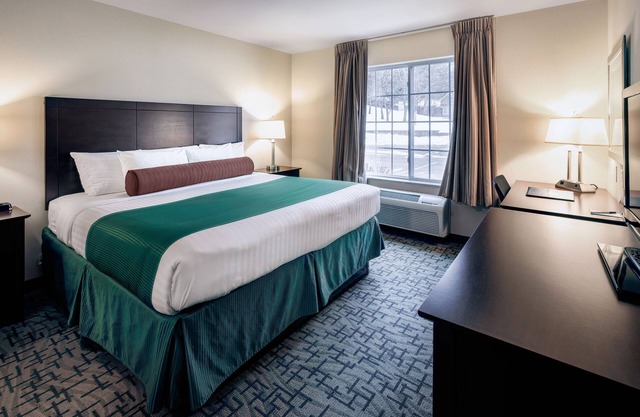 Cobblestone Inn & Suites - Durand