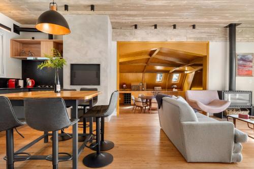 Cobertura no Laje de Pedra 4 Suítes by Achei