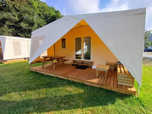 Coco Sweet with sanitary