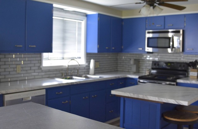 Cocoa Cottage - Hershey