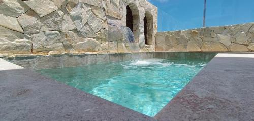 CocoMar I - Private heated pool with sea views