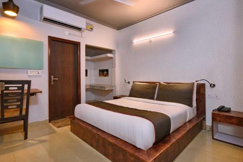 Collection O Karimbankuthu Waterfalls Thekkady Formerly Thoufeeq Tourist Home