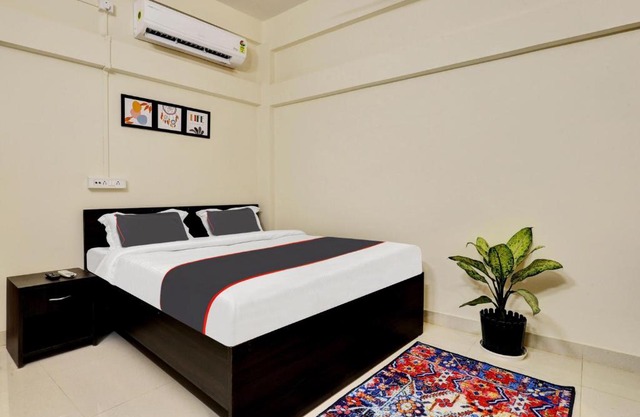 Collection O Queen's Residency