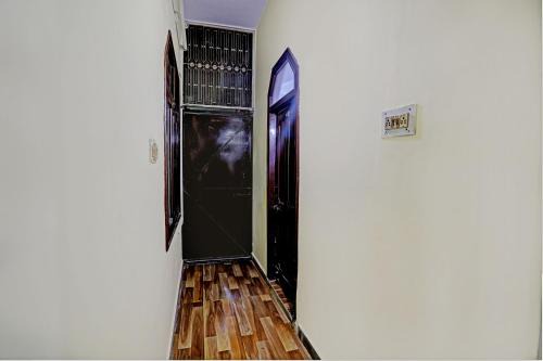 Collection O Saket Villa