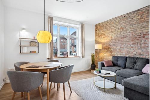 Come Stay - 2BR Det perfekte hjem for 5