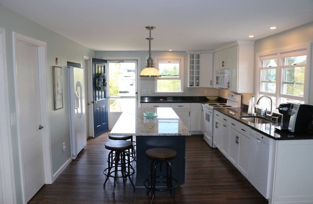 Come to the Cape! Get away for the weekend! Private, peaceful beach!