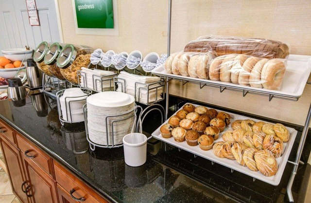 Comfort Inn Redding Near I-5