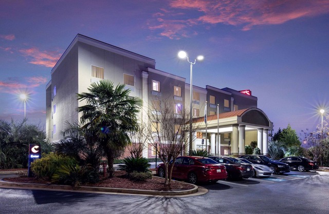 Comfort Suites Forsyth near I-75
