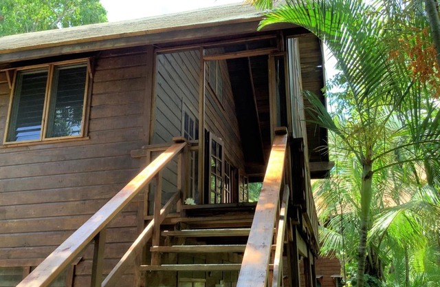 Comfortable 2 Bedroom Cabana, Steps From The Caribbean Sea