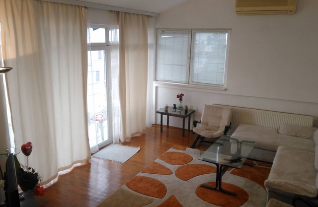 Comfortable apartment, great view to the city of Skopje